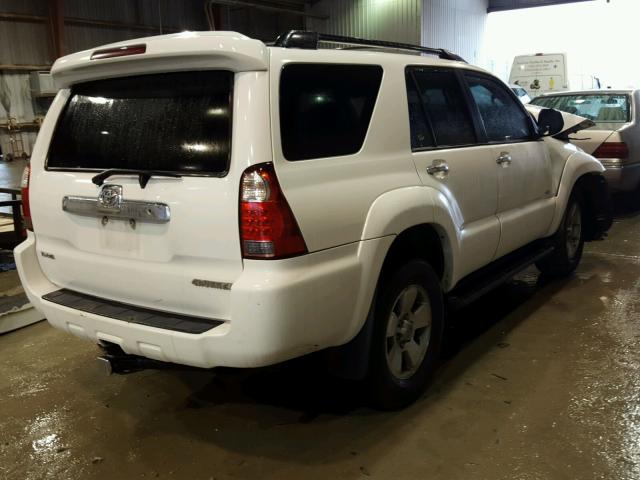 JTEZU14RX60072161 - 2006 TOYOTA 4RUNNER SR WHITE photo 4