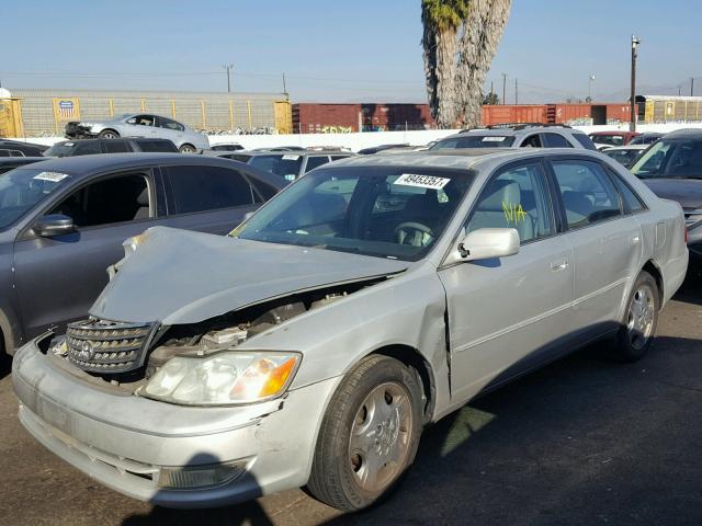 4T1BF28B03U321814 - 2003 TOYOTA AVALON XL SILVER photo 2