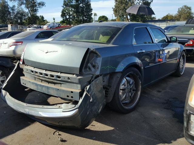 2C3AA63H15H124341 - 2005 CHRYSLER 300C BLUE photo 4