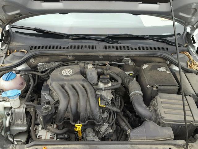 3VW1K7AJ8DM306605 - 2013 VOLKSWAGEN JETTA BASE 银色 照片 7