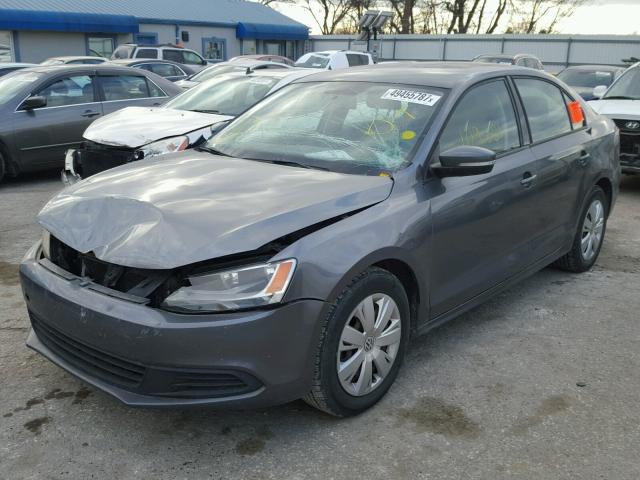 3VWDX7AJXCM348237 - 2012 VOLKSWAGEN JETTA SE GRAY photo 2