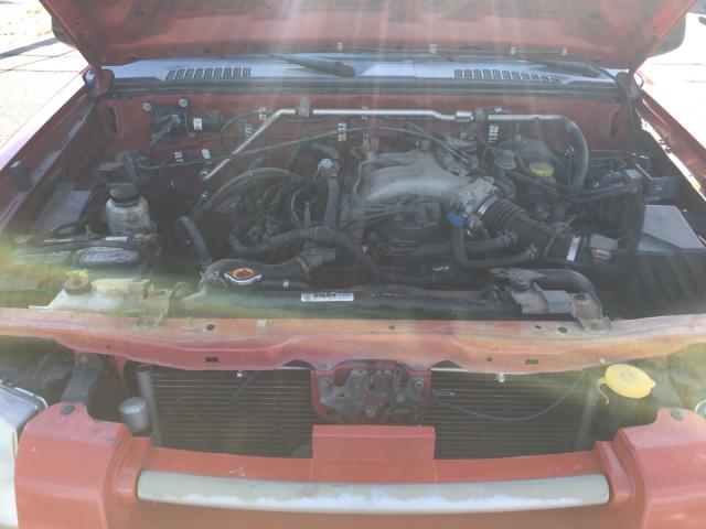 1N6ED29Y64C456214 - 2004 NISSAN FRONTIER C RED photo 8