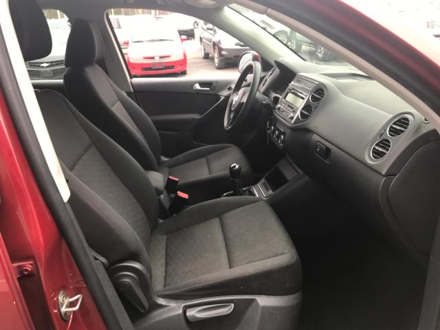 WVGCV7AX5CW006313 - 2012 VOLKSWAGEN TIGUAN S BURGUNDY photo 5