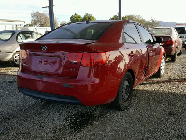 KNAFU4A22D5740600 - 2013 KIA FORTE EX RED photo 4