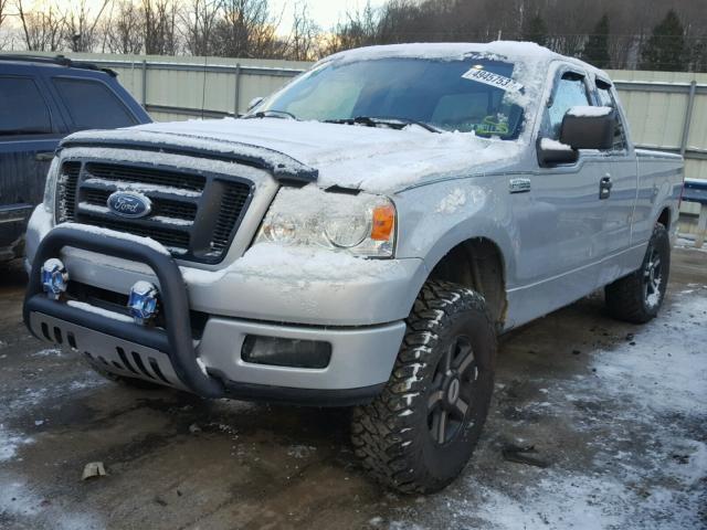 1FTRX14W15FA66455 - 2005 FORD F150 SILVER photo 2