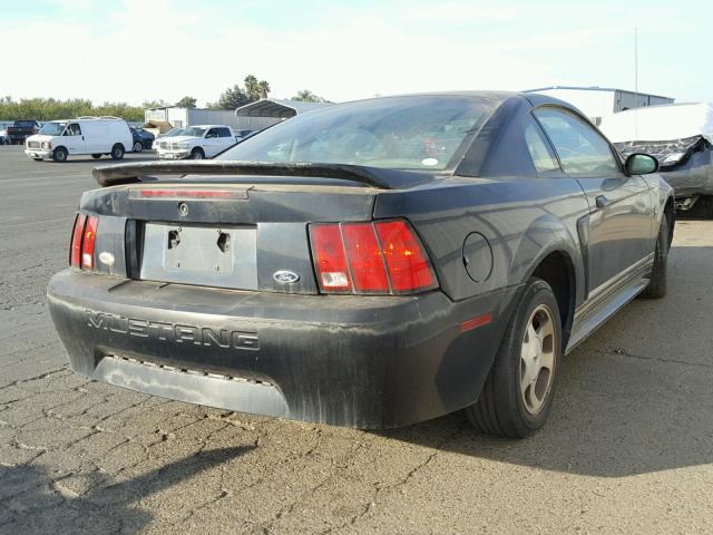 1FAFP4048YF291703 - 2000 FORD MUSTANG BLACK photo 4