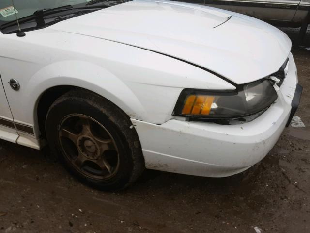 1FAFP446X4F239818 - 2004 FORD MUSTANG WHITE photo 9