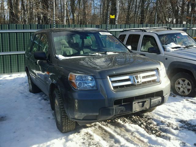 5FNYF18107B018370 - 2007 HONDA PILOT LX GRAY photo 1