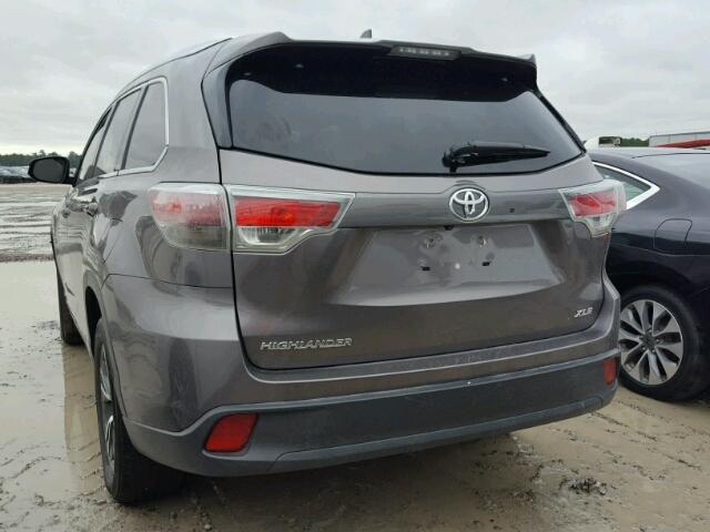 5TDKKRFH1GS500616 - 2016 TOYOTA HIGHLANDER GRAY photo 3