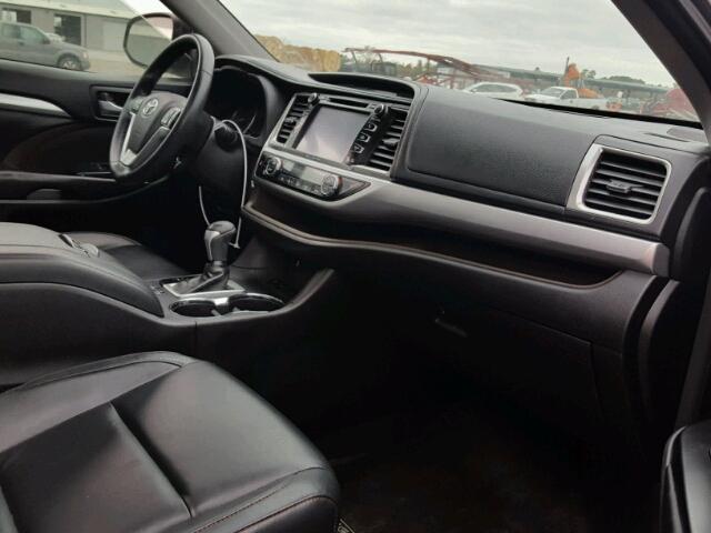 5TDKKRFH1GS500616 - 2016 TOYOTA HIGHLANDER GRAY photo 5