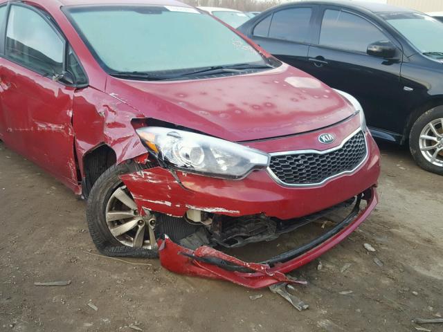 KNAFX4A66E5137435 - 2014 KIA FORTE LX RED photo 9