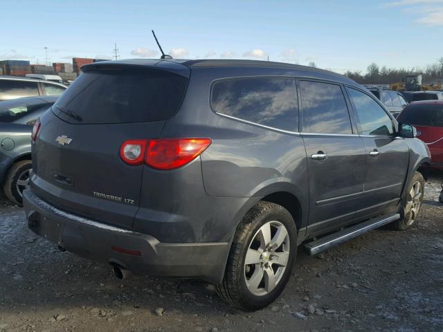 1GNKRLED7CJ278198 - 2012 CHEVROLET TRAVERSE L CHARCOAL photo 4