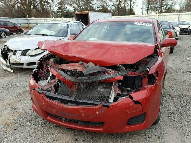 4T1BF3EK1BU137376 - 2011 TOYOTA CAMRY BASE RED photo 9