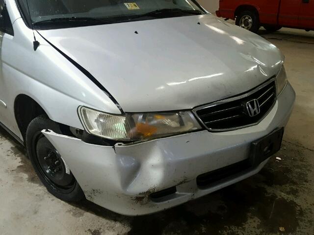 2HKRL18522H538936 - 2002 HONDA ODYSSEY LX SILVER photo 9