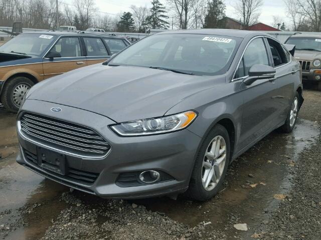 3FA6P0HRXDR218340 - 2013 FORD FUSION SE GRAY photo 2