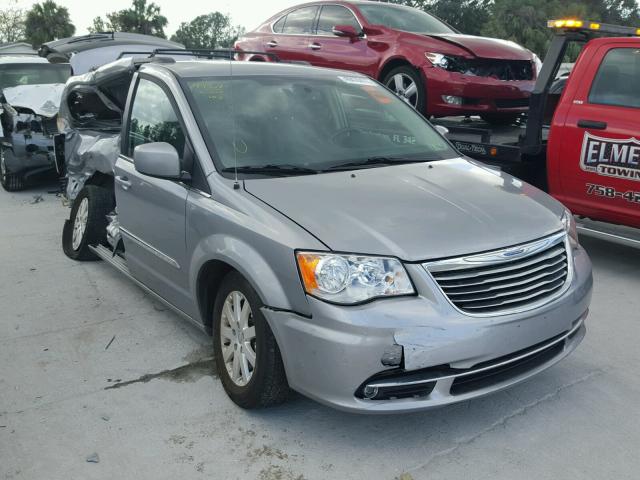 2C4RC1BG7FR676152 - 2015 CHRYSLER TOWN & COU SILVER photo 1