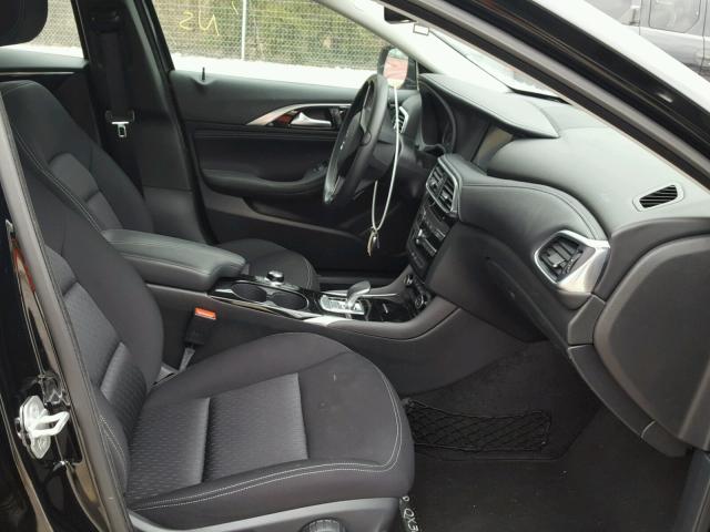 SJKCH5CP3HA017602 - 2017 INFINITI QX30 BASE BLACK photo 5