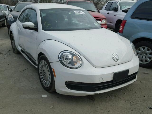 3VWJX7AT1DM656628 - 2013 VOLKSWAGEN BEETLE WHITE photo 1