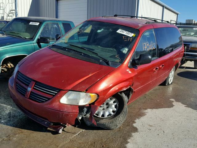 2D4GP44L85R514099 - 2005 DODGE GRAND CARA RED photo 2