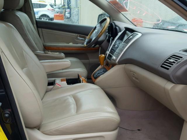 2T2GA31U94C005719 - 2004 LEXUS RX 330 GRAY photo 5