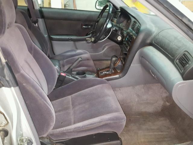 4S3BH635837302093 - 2003 SUBARU LEGACY L SILVER photo 5