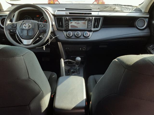 JTMZFREV0HJ133023 - 2017 TOYOTA RAV4 LE Ağ foto 9