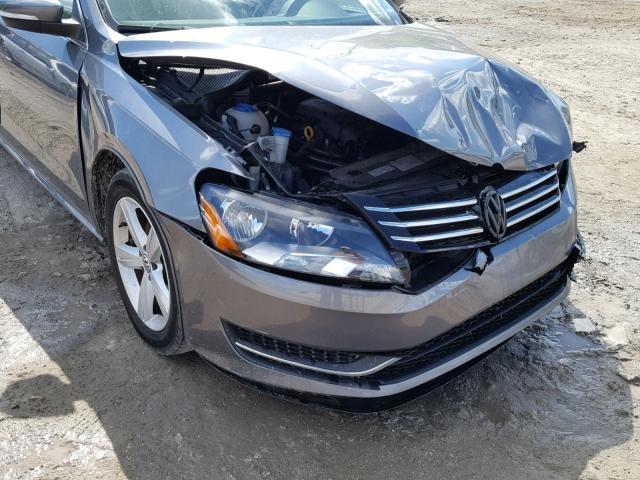 1VWBT7A30EC120577 - 2014 VOLKSWAGEN PASSAT SE GRAY photo 9