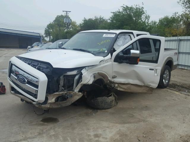 1FT7W2BT2CED15521 - 2012 FORD F250 SUPER WHITE photo 2