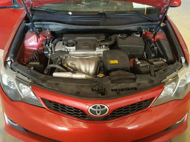 4T1BF1FK9CU617900 - 2012 TOYOTA CAMRY BASE RED photo 7