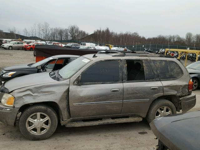 1GKDT13S372106179 - 2007 GMC ENVOY GRAY photo 9