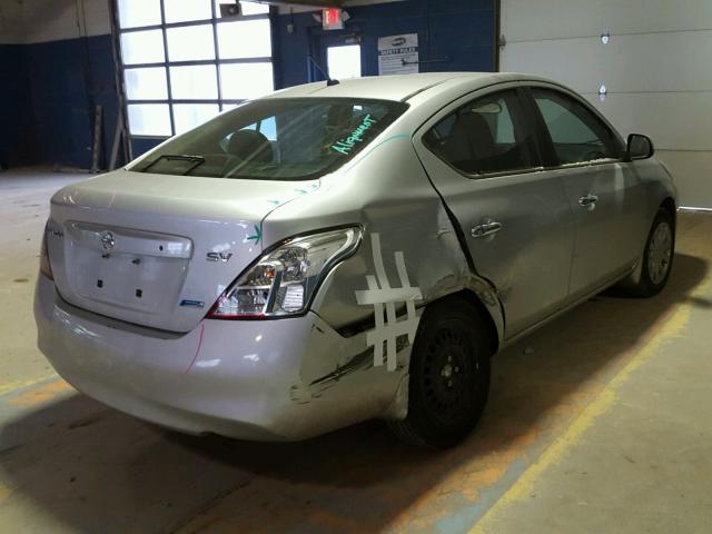 3N1CN7AP0CL940697 - 2012 NISSAN VERSA S SILVER photo 4