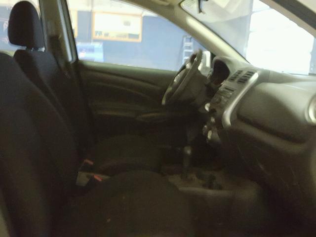 3N1CN7AP0CL940697 - 2012 NISSAN VERSA S SILVER photo 5