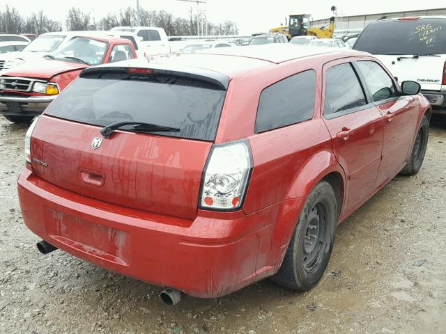 2D4FV47T26H179538 - 2006 DODGE MAGNUM SE MAROON photo 4