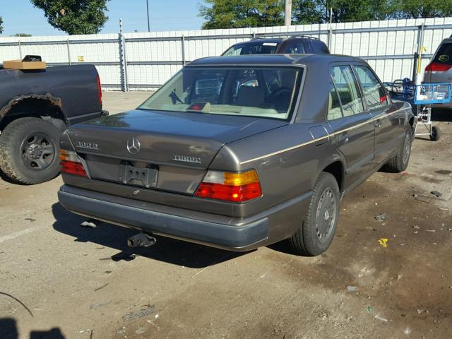 WDBEB33D4HA394669 - 1987 MERCEDES-BENZ 300 DT GRAY photo 4