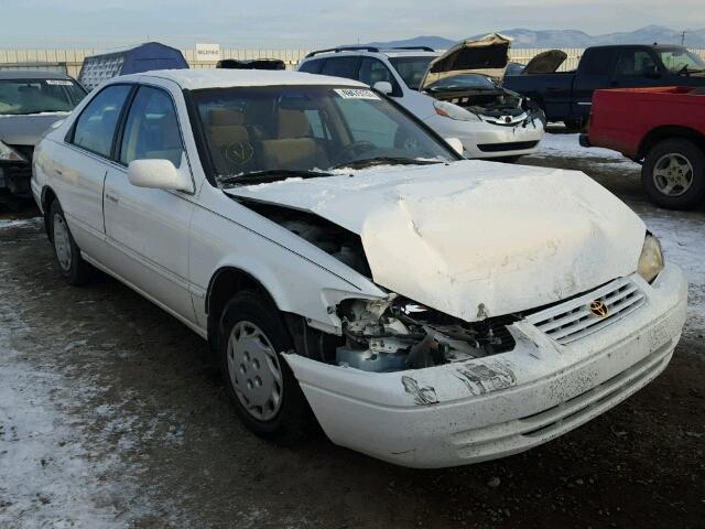 JT2BG22K6X0270660 - 1999 TOYOTA CAMRY LE WHITE photo 1