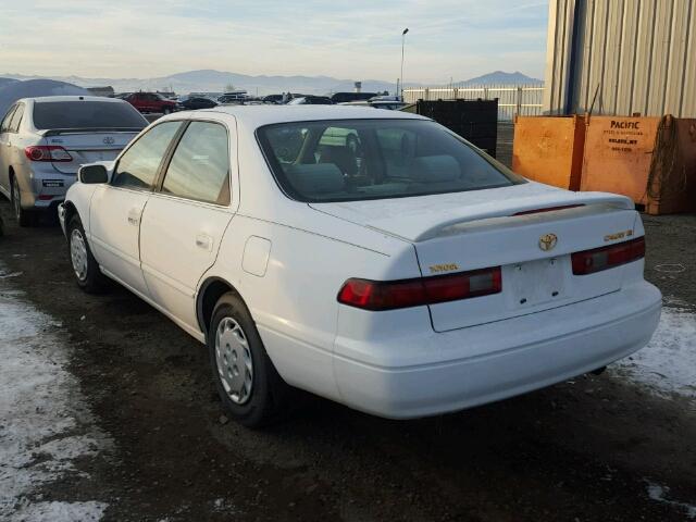 JT2BG22K6X0270660 - 1999 TOYOTA CAMRY LE WHITE photo 3