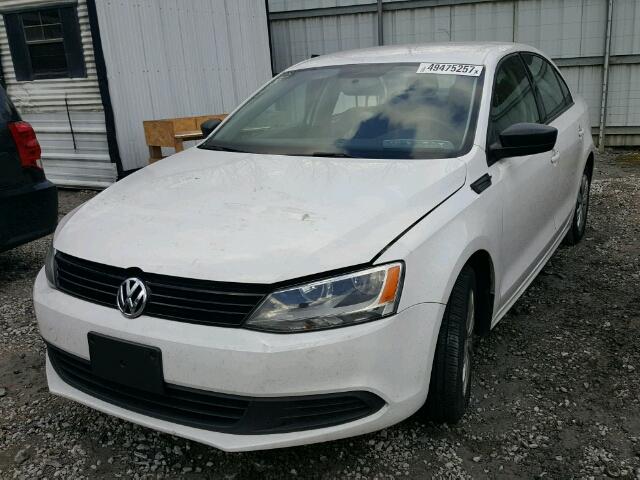 3VW2K7AJ9BM058558 - 2011 VOLKSWAGEN JETTA BASE WHITE photo 2