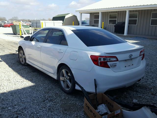 4T1BF1FK3CU191086 - 2012 TOYOTA CAMRY BASE WHITE photo 3