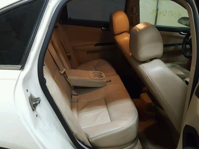 2G1WD58C981248928 - 2008 CHEVROLET IMPALA SUP WHITE photo 6