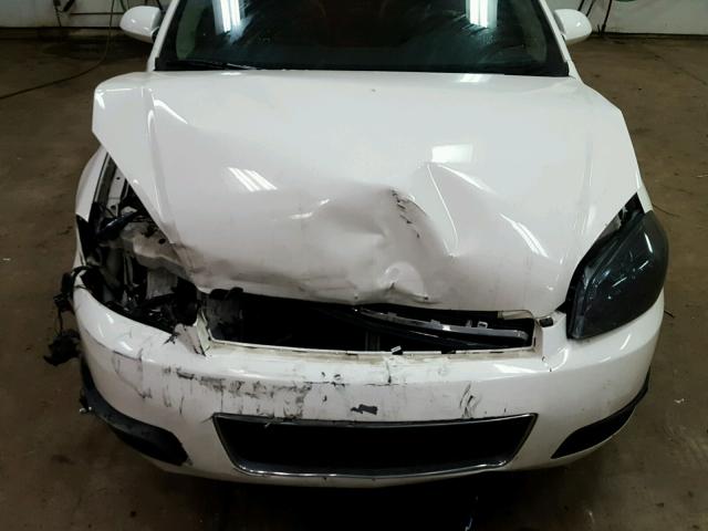 2G1WD58C981248928 - 2008 CHEVROLET IMPALA SUP WHITE photo 7
