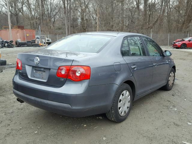 3VWPG71K06M759088 - 2006 VOLKSWAGEN JETTA VALU GRAY photo 4