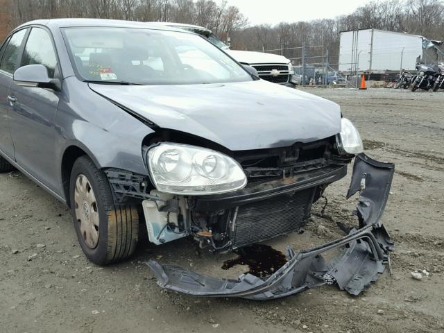 3VWPG71K06M759088 - 2006 VOLKSWAGEN JETTA VALU GRAY photo 9