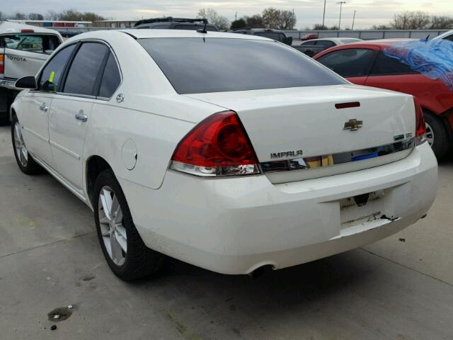 2G1WU583X81333101 - 2008 CHEVROLET IMPALA LTZ WHITE photo 3