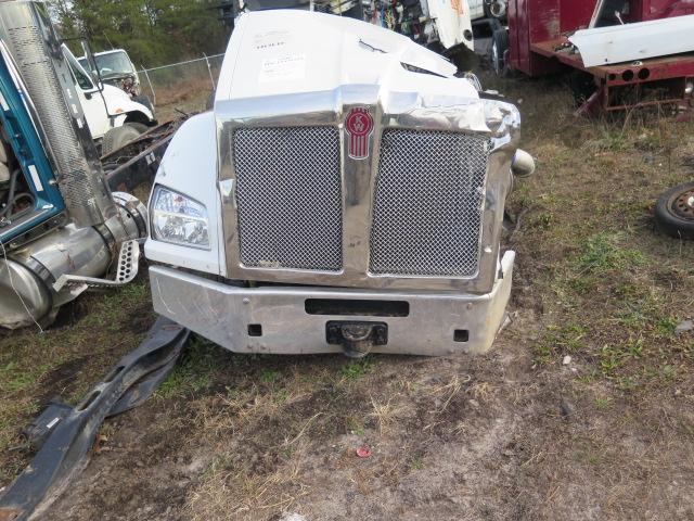 1XKZDP9XXHJ163754 - 2017 KENWORTH CONSTRUCTI WHITE photo 1