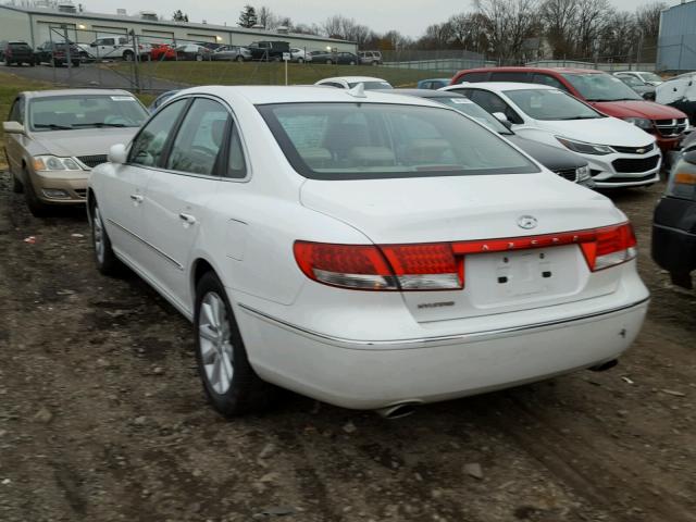 KMHFC46D89A380159 - 2009 HYUNDAI AZERA GLS WHITE photo 3