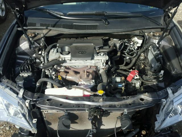 4T4BF1FK3CR212881 - 2012 TOYOTA CAMRY BASE GRAY photo 7