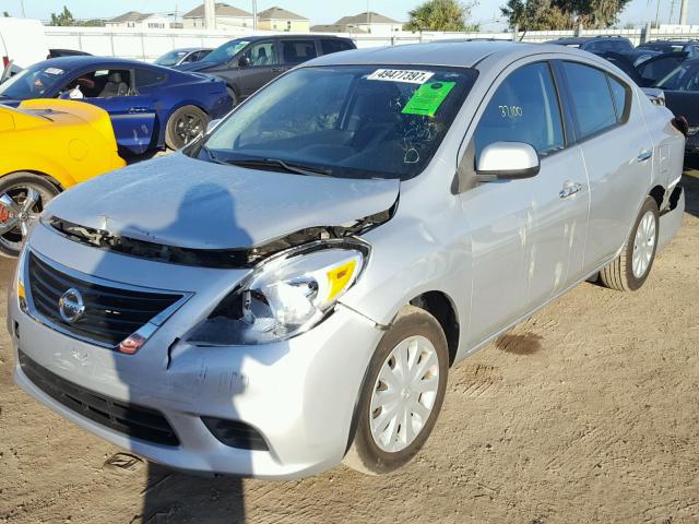 3N1CN7AP1DL888269 - 2013 NISSAN VERSA S SILVER photo 2