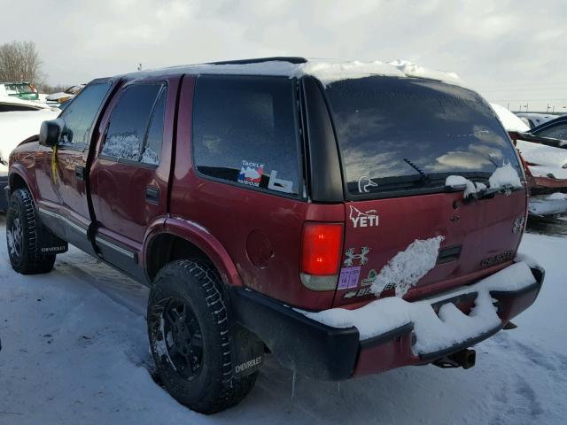 1GNDT13W512175047 - 2001 CHEVROLET BLAZER RED photo 3