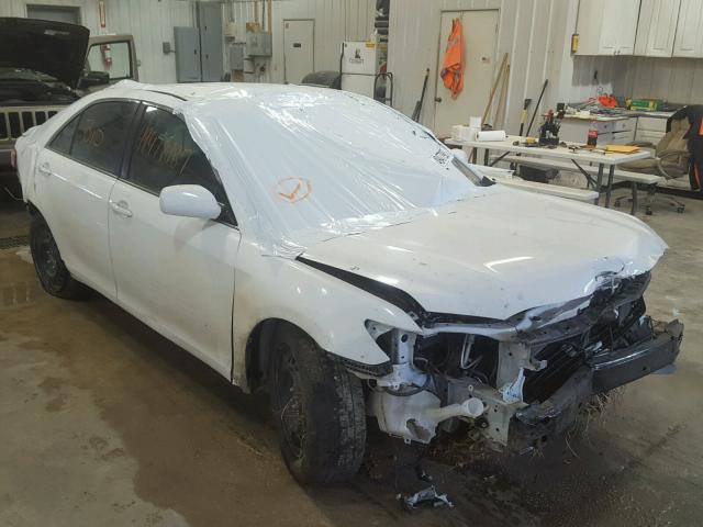 4T1BF3EK9BU585459 - 2011 TOYOTA CAMRY BASE WHITE photo 1