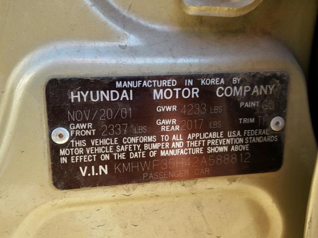 KMHWF35H42A588812 - 2002 HYUNDAI SONATA GLS GOLD photo 10